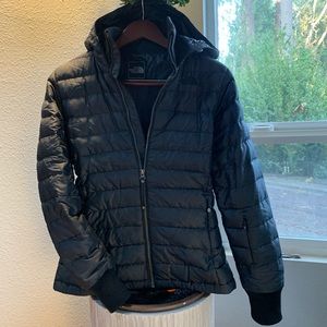 The North Face Black Hooded 600 Down Jacket Small